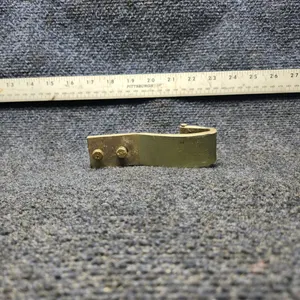 0711102 | CESSNA 172K | Baggage Door Hinge Assembly